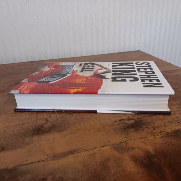 Stephen King's - CELL - True First Edition, Hard Cover - Picture 5 of 10